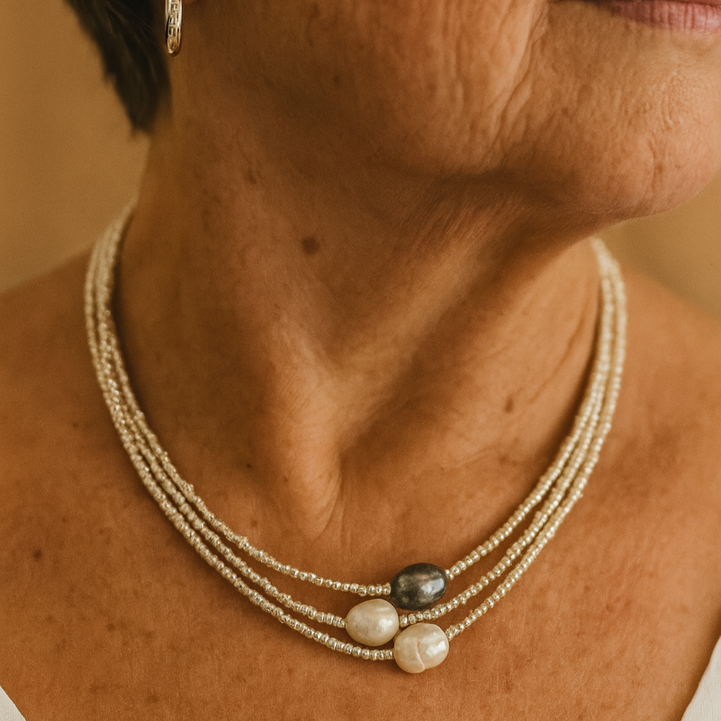 Collar de perlas naturales