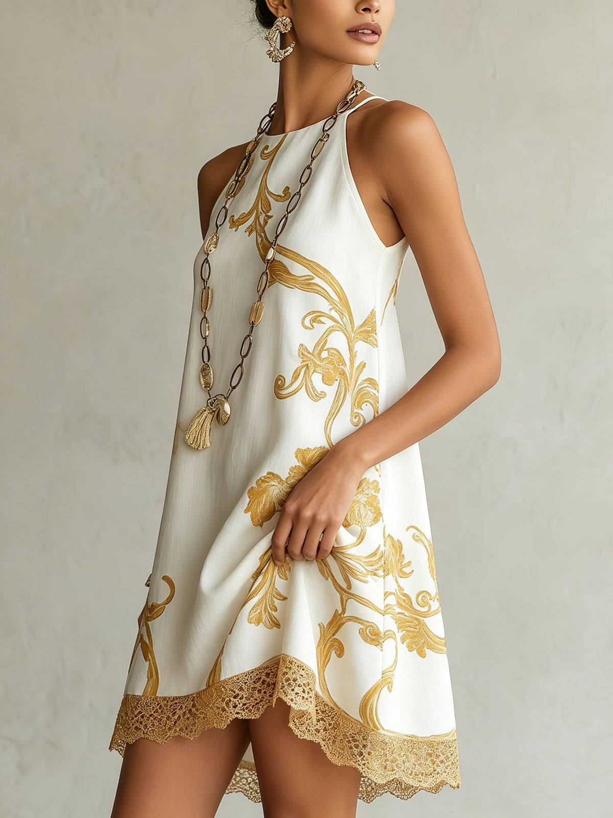 ELOISA | VESTIDO CORTO DE ENCAJE BLANCO Y DORADO