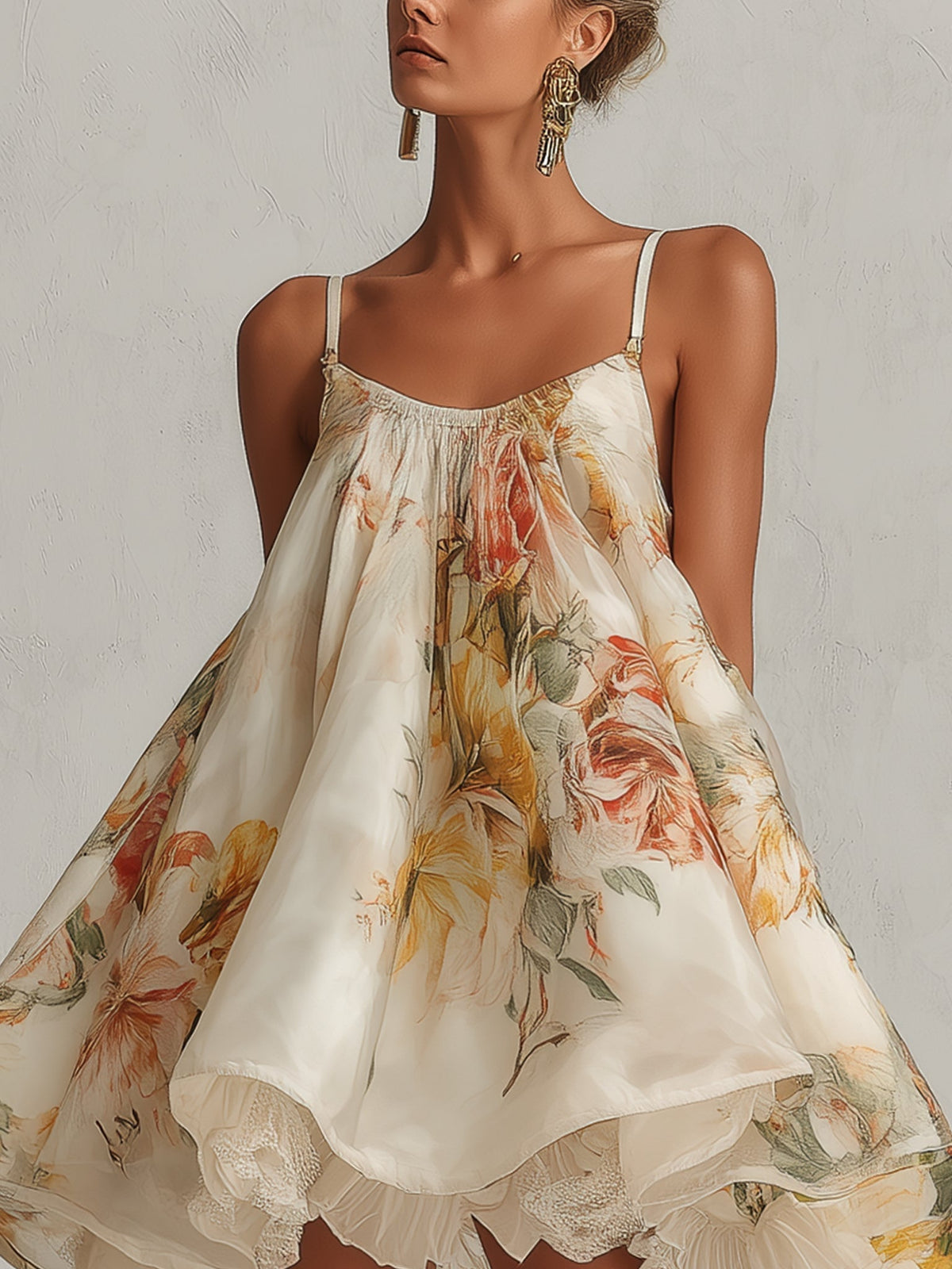 BLANCA | VESTIDO CORTO FLORAL BEIGE CON ENCAJE