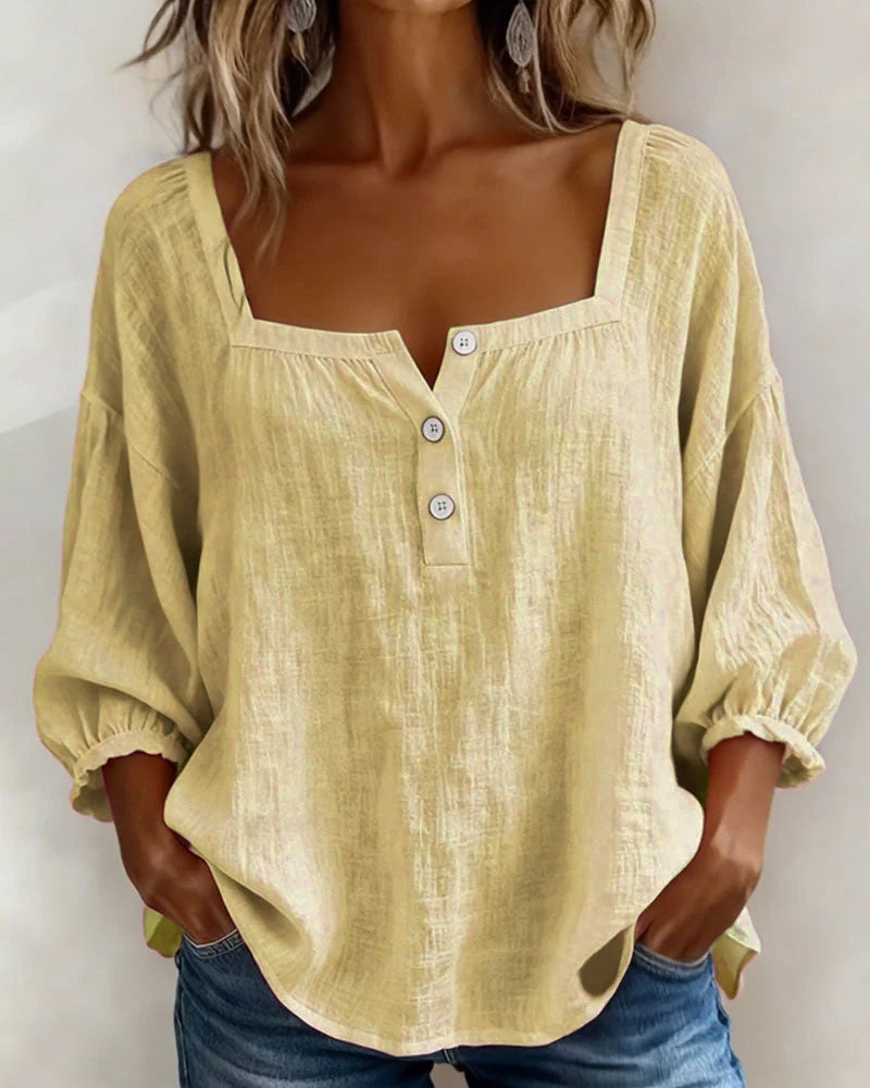 Amelia: blusa sencilla con cuello cuadrado y mangas largas