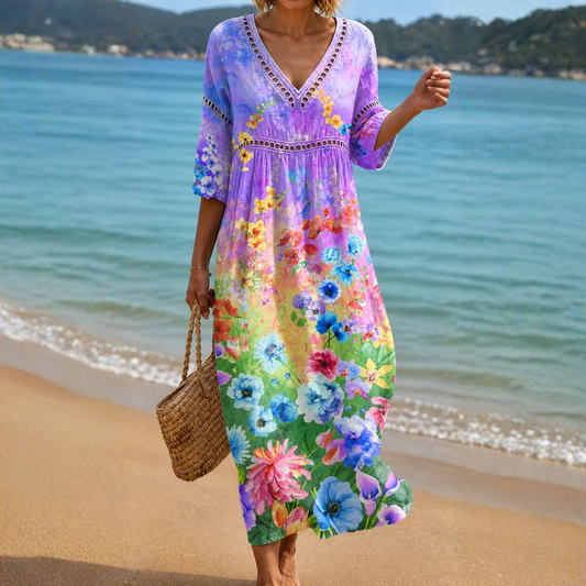 VESTIDO DE PLAYA CON FLORES VIBRANTES