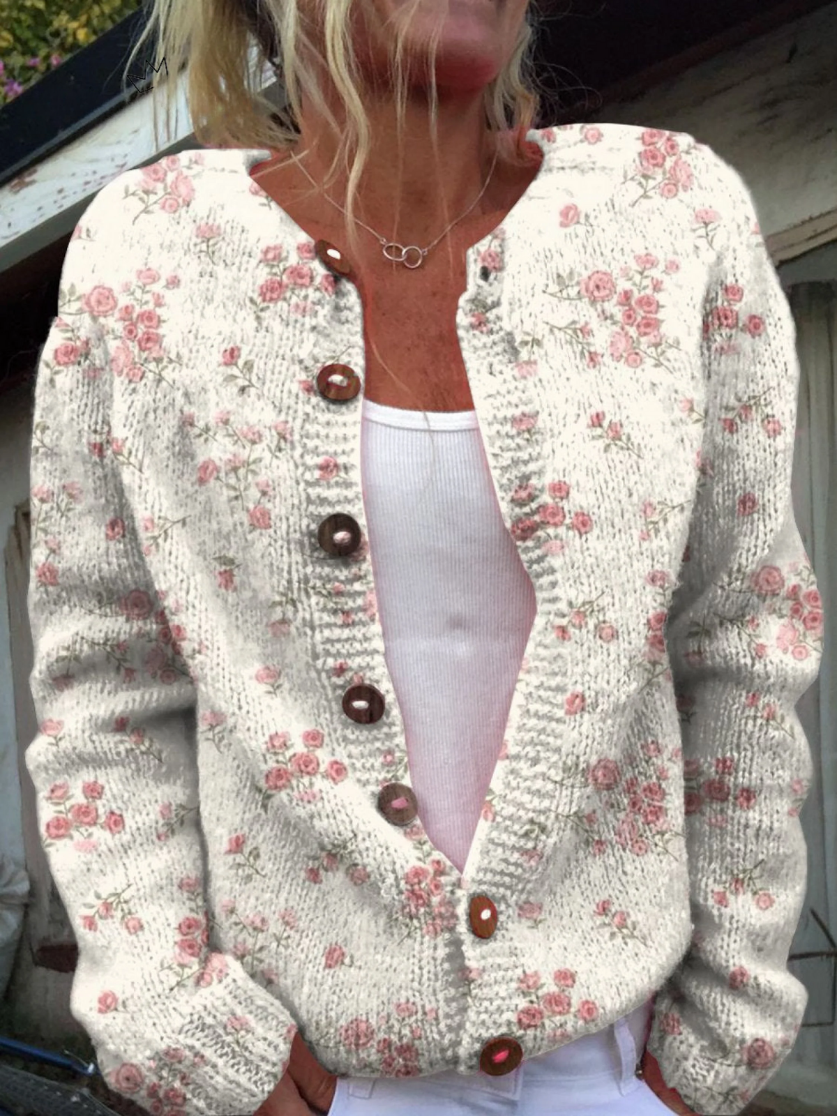 EVANTHEA™ | Cárdigan de punto floral rosa sobre crema