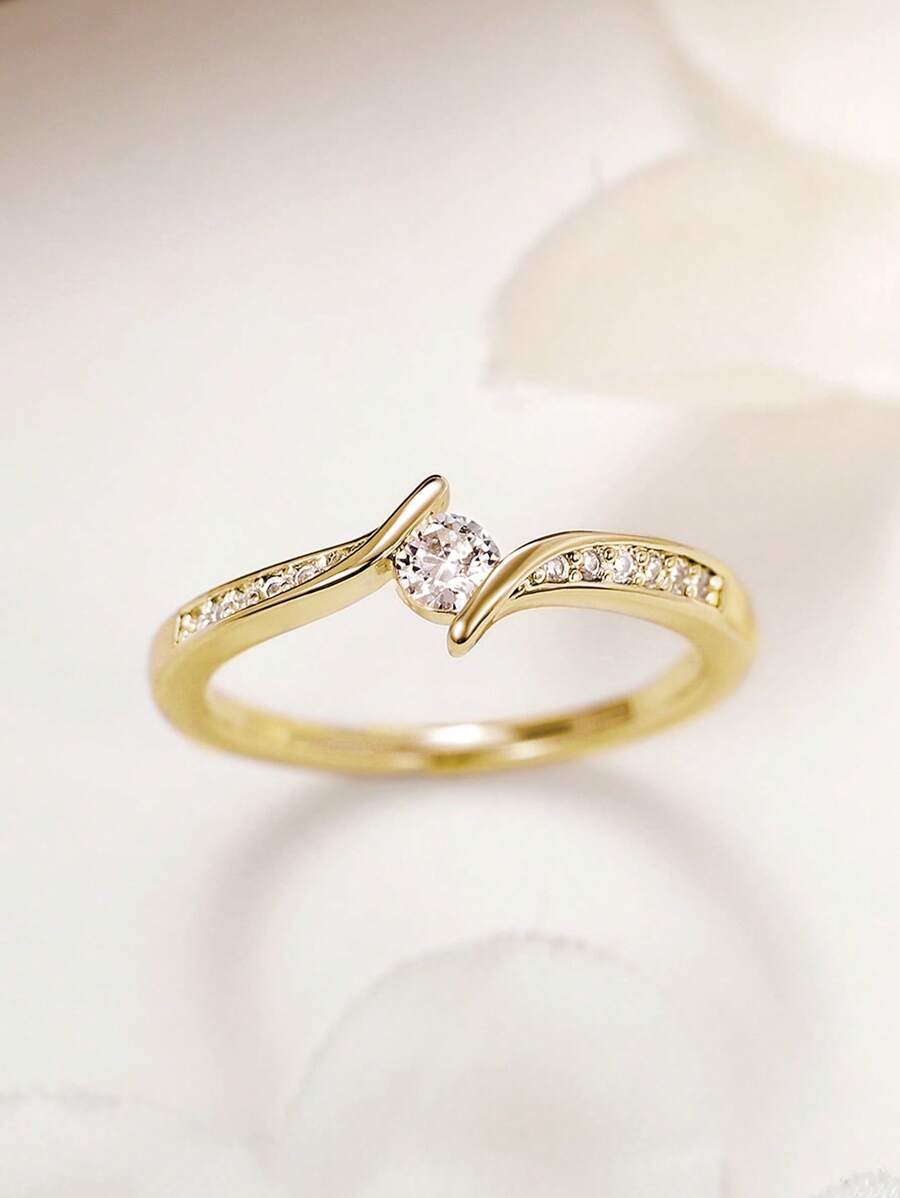 Clara – Anillo delicado con brillo de zirconia cúbica