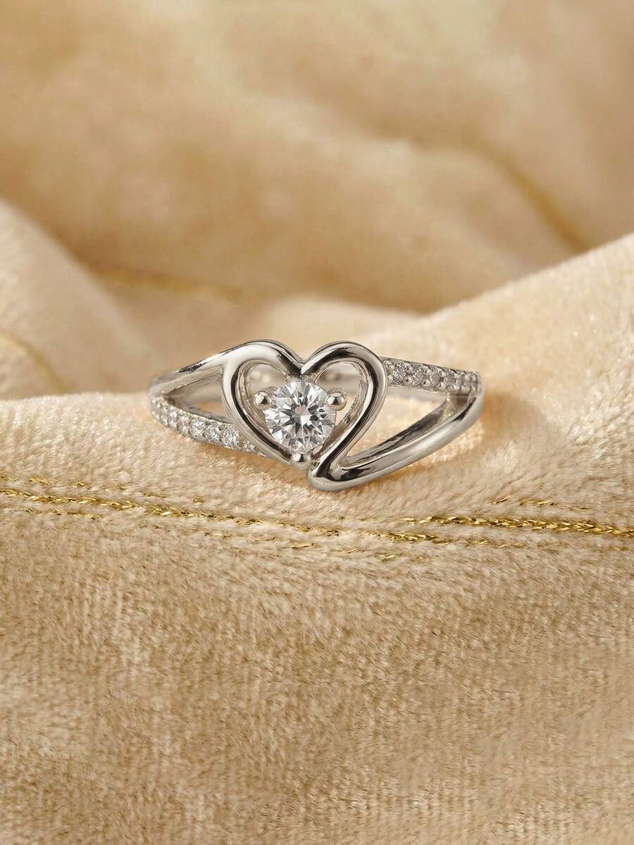 Charlotte – Anillo elegante con corazón de zirconia cúbica brillante