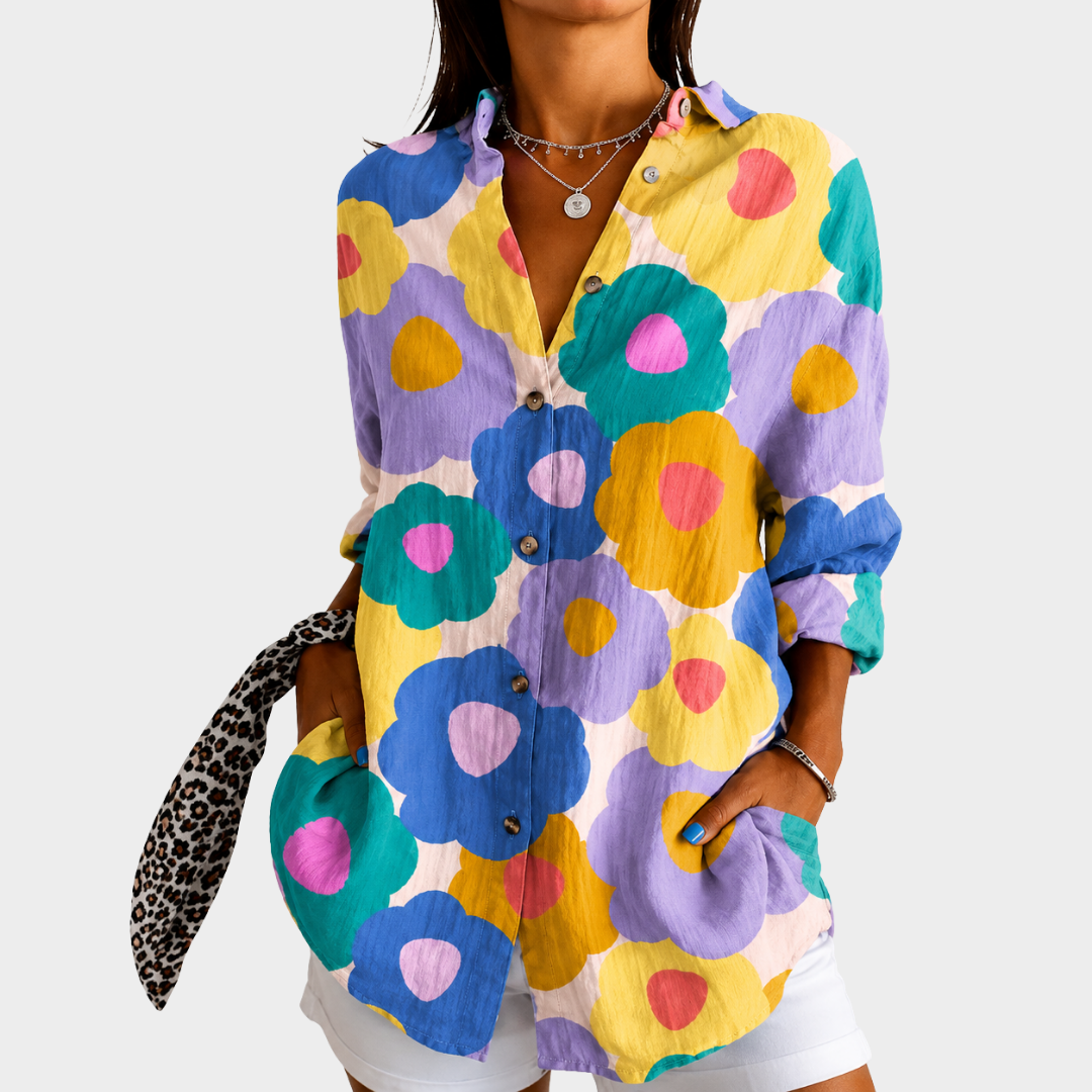 Blusa de jardín con flores en tonos pastel