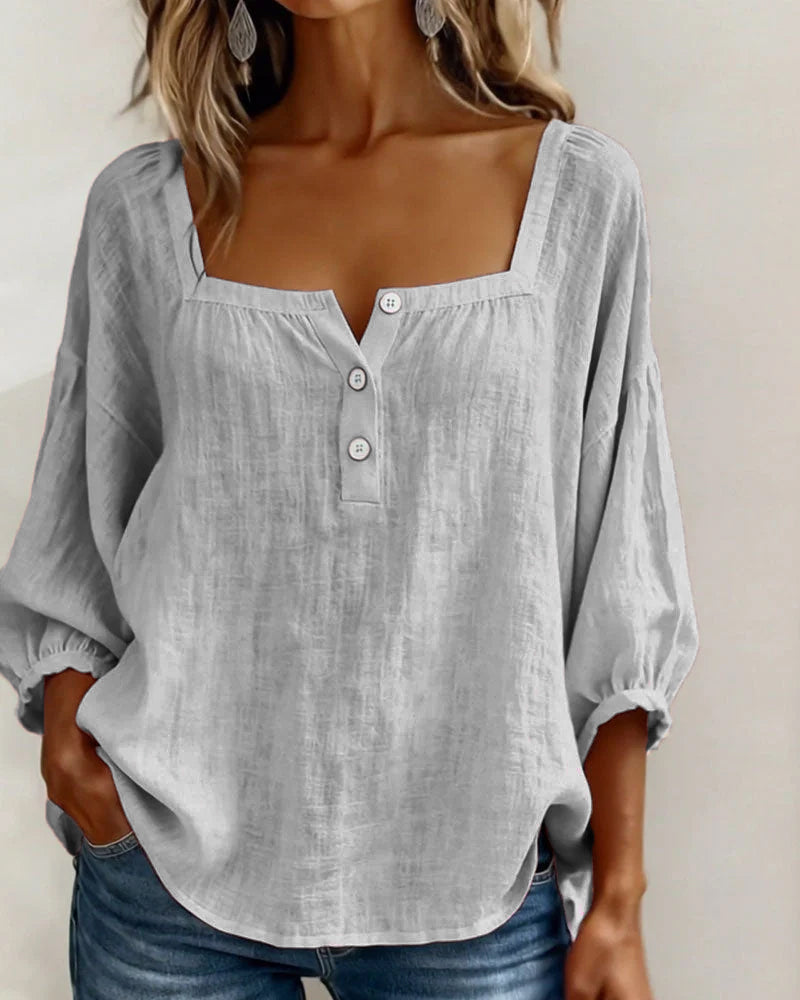 Amelia: blusa sencilla con cuello cuadrado y mangas largas
