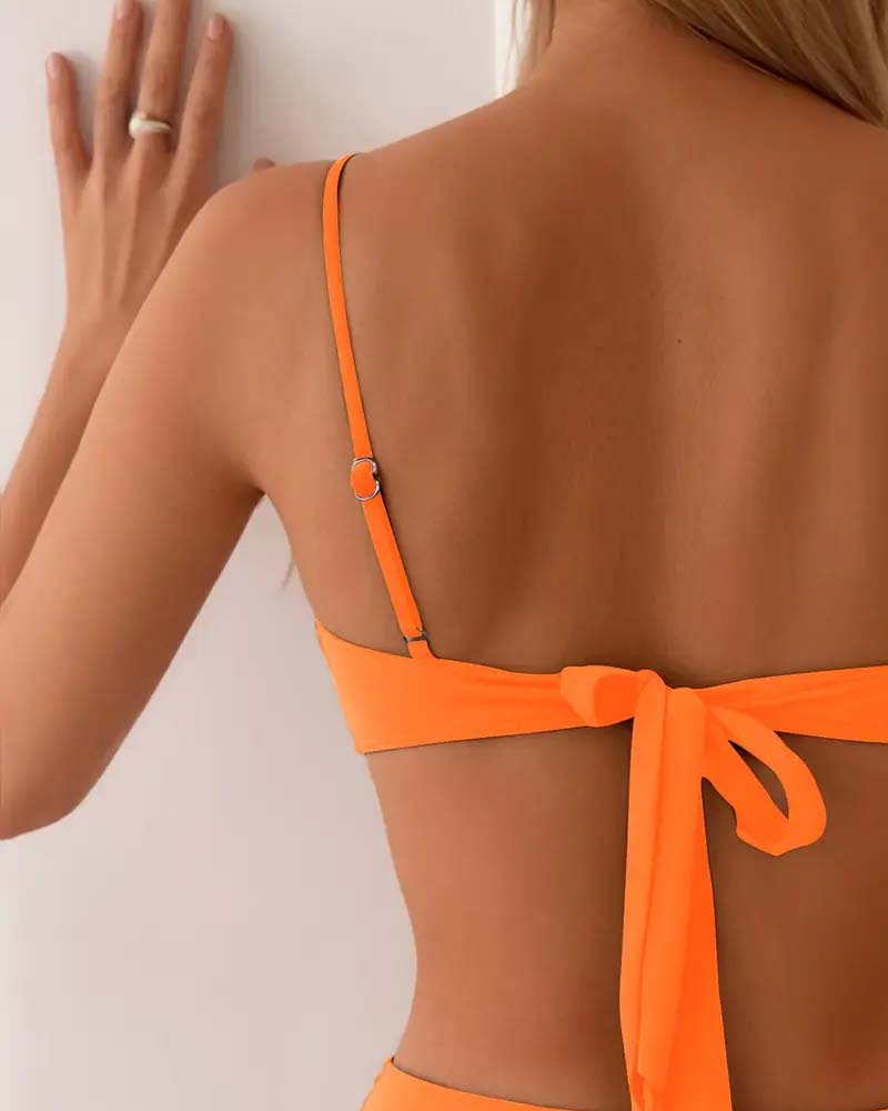 Bloom | Bikinis de dos piezas, sexys y a la última