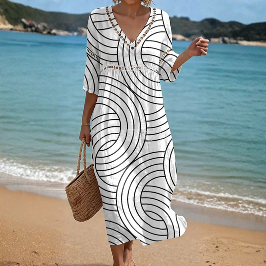 VESTIDO DE PLAYA CON LÍNEAS MODERNAS