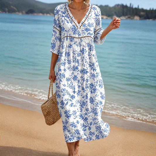 VESTIDO DE PLAYA AZUL CLÁSICO CON ESTAMPADO FLORAL