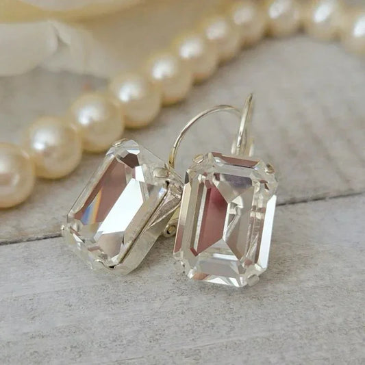 Aretes de vidrio blanco vintage