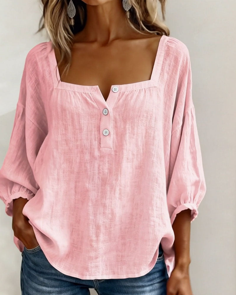 Amelia: blusa sencilla con cuello cuadrado y mangas largas