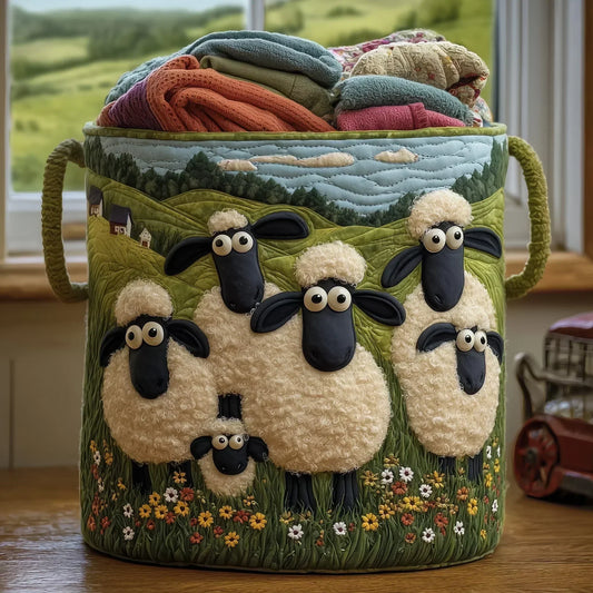 Panier matelassé avec un troupeau de moutons dans la campagne