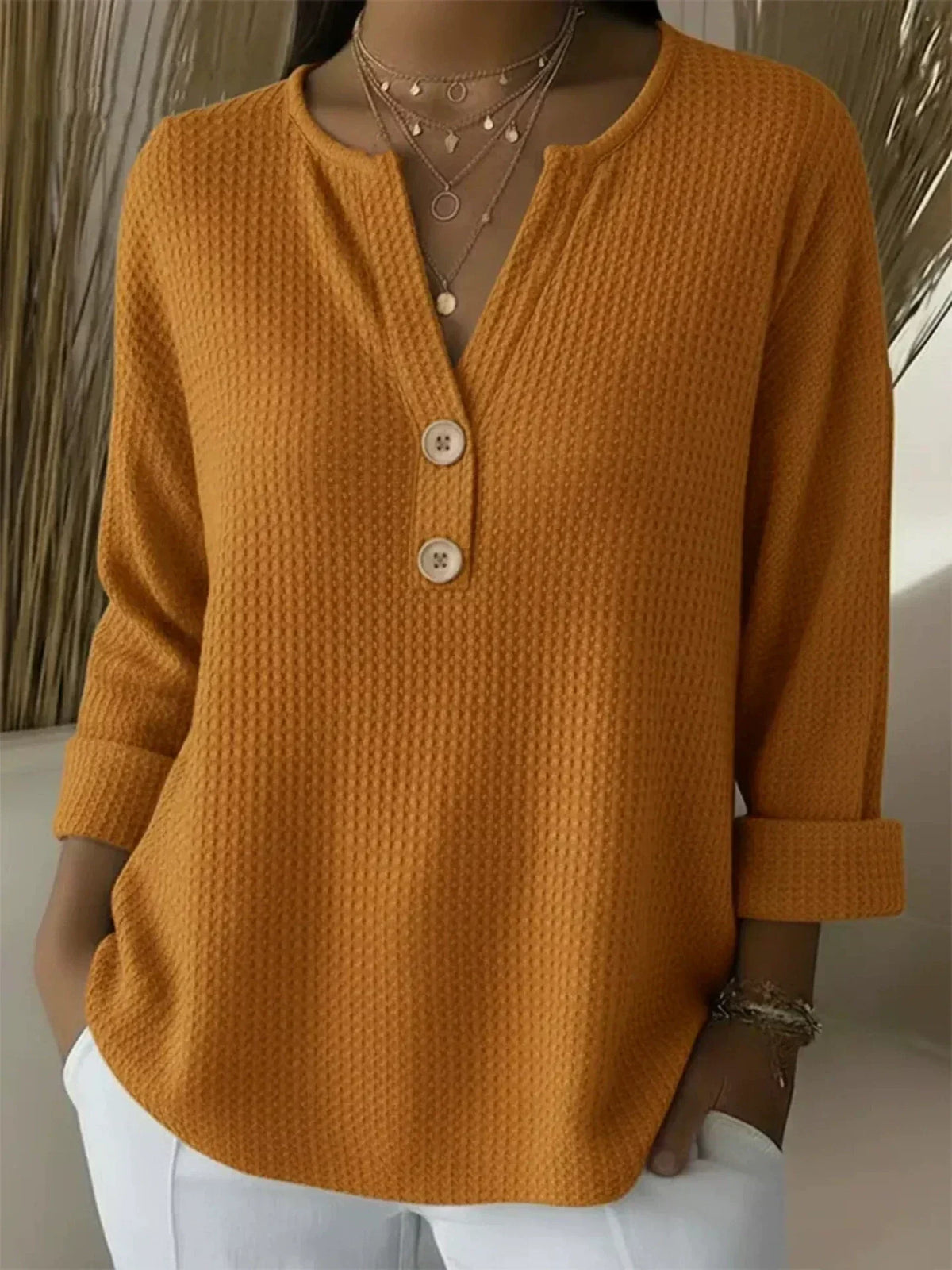 NOÉMIE™ | Top Henley con botones