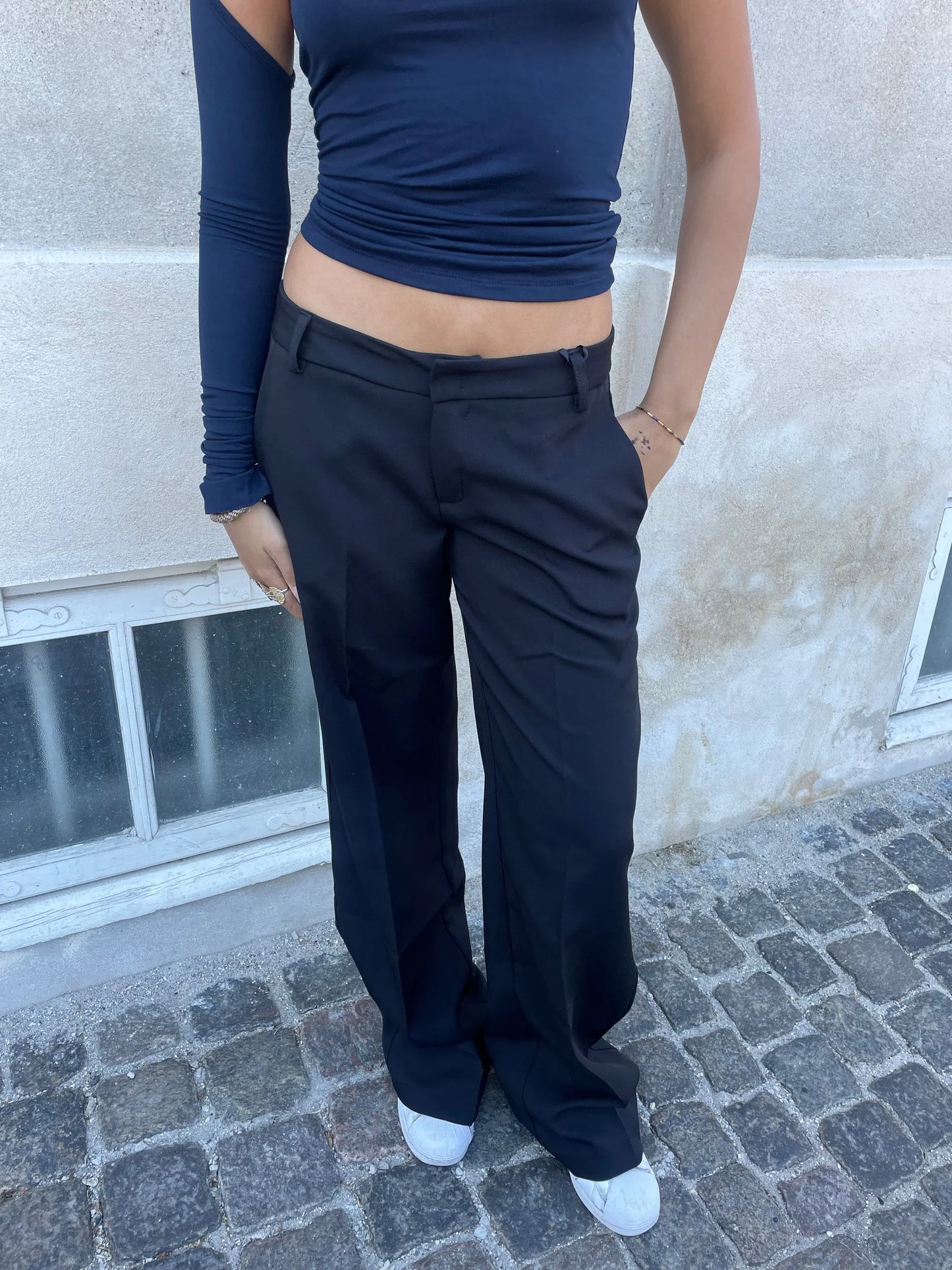 Pantalón De Pinzas Romane