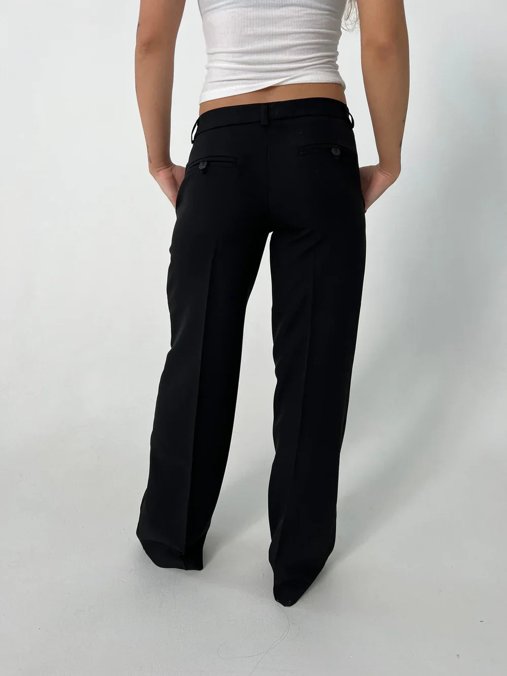 Pantalón De Pinzas Romane