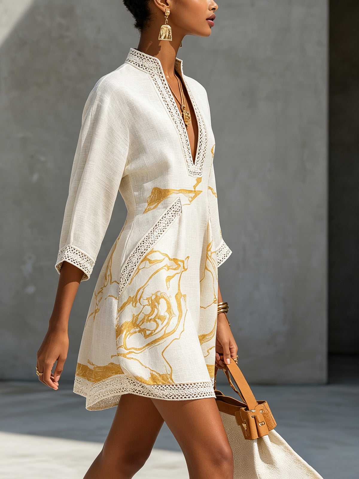 LEONOR | VESTIDO CORTO DE ENCAJE MARFIL Y DORADO