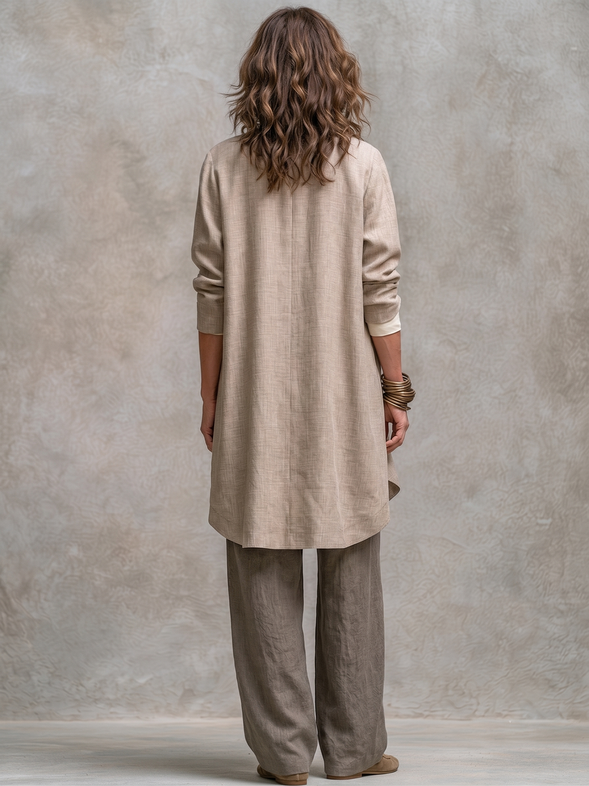 CONSTANCE | Ensemble trois pièces beige et gris, décontracté et superposé, avec pantalon palazzo élégant