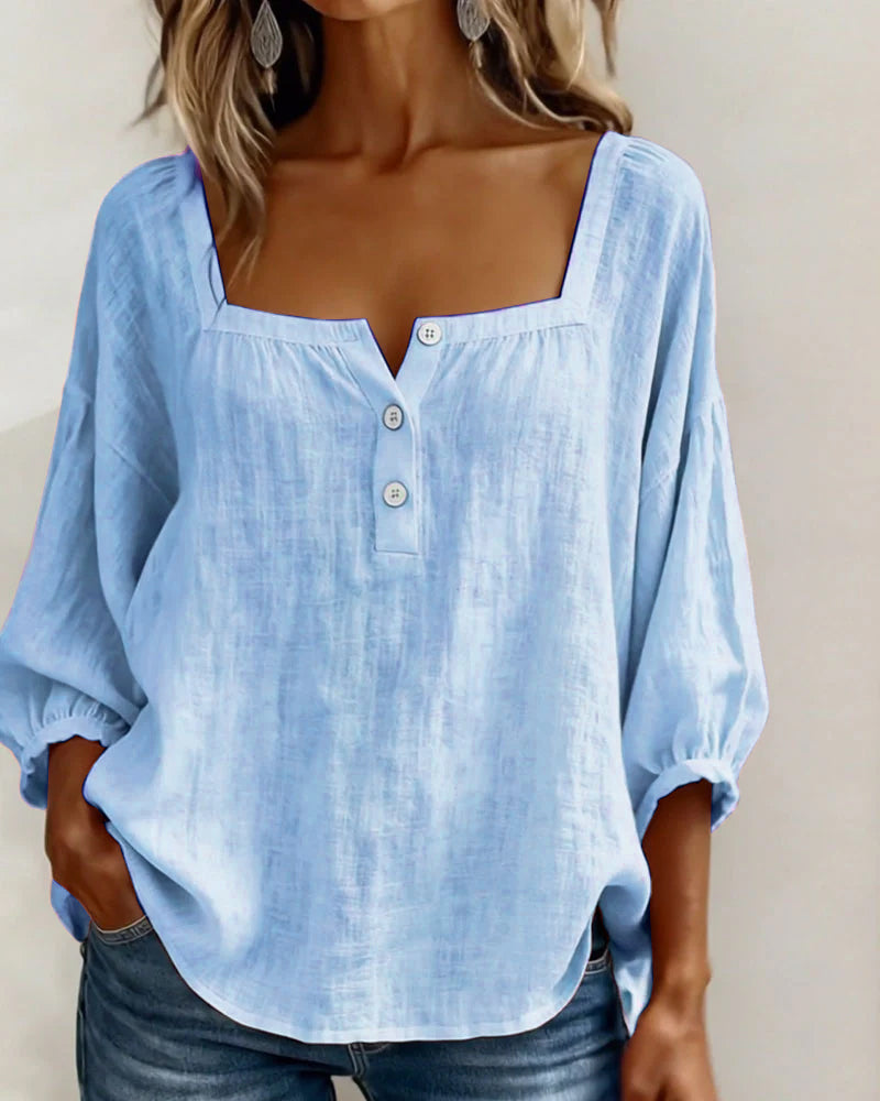 Amelia: blusa sencilla con cuello cuadrado y mangas largas