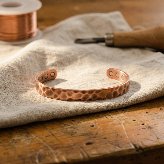 Pulsera de cobre con surcos