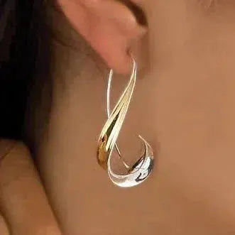 Pendientes dorados colgantes vintage