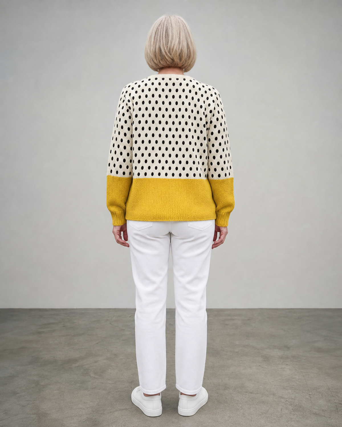 Manon | Cardigan en maille à pois et boutons en bois