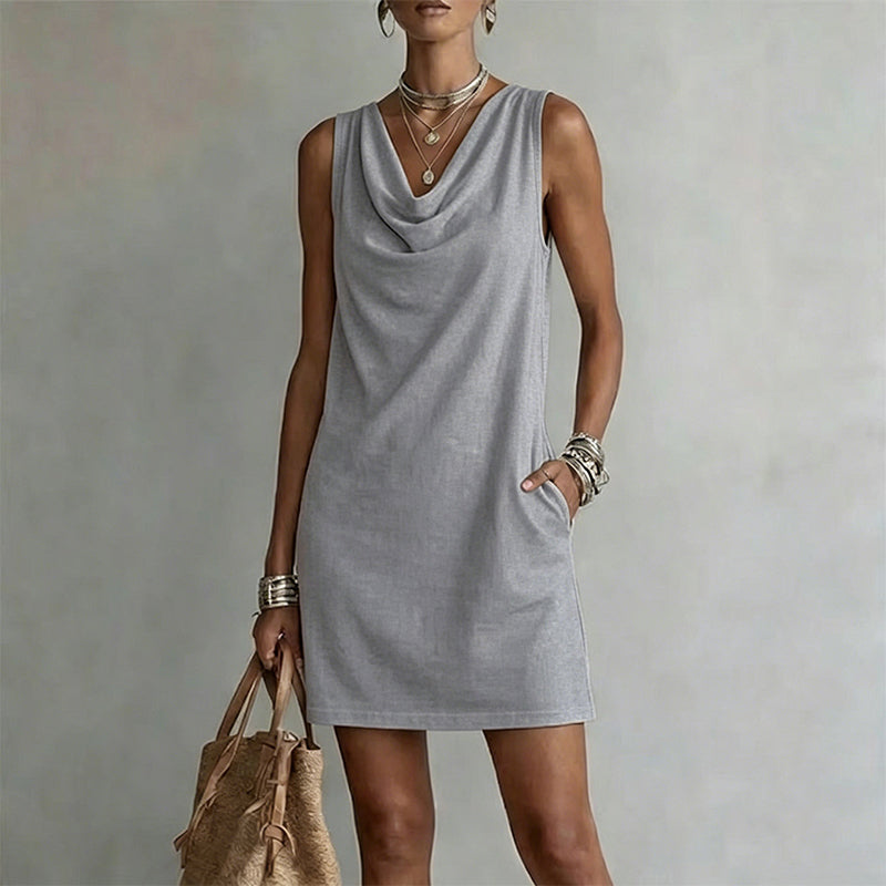👗 ¡50 % de descuento ahora! ⏰ Elegante vestido entallado con cuello drapeado – Sin mangas, con bolsillos laterales y muy versátil – Caída favorecedora, perfecto para el trabajo o salidas nocturnas – Cómodo y chic ✨🌸